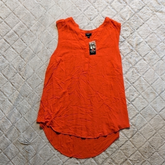 Torrid NEW Harper Red Swiss Dot Tunic Shirt Women’s 1 Sleeveless Blouse - Picture 2 of 5